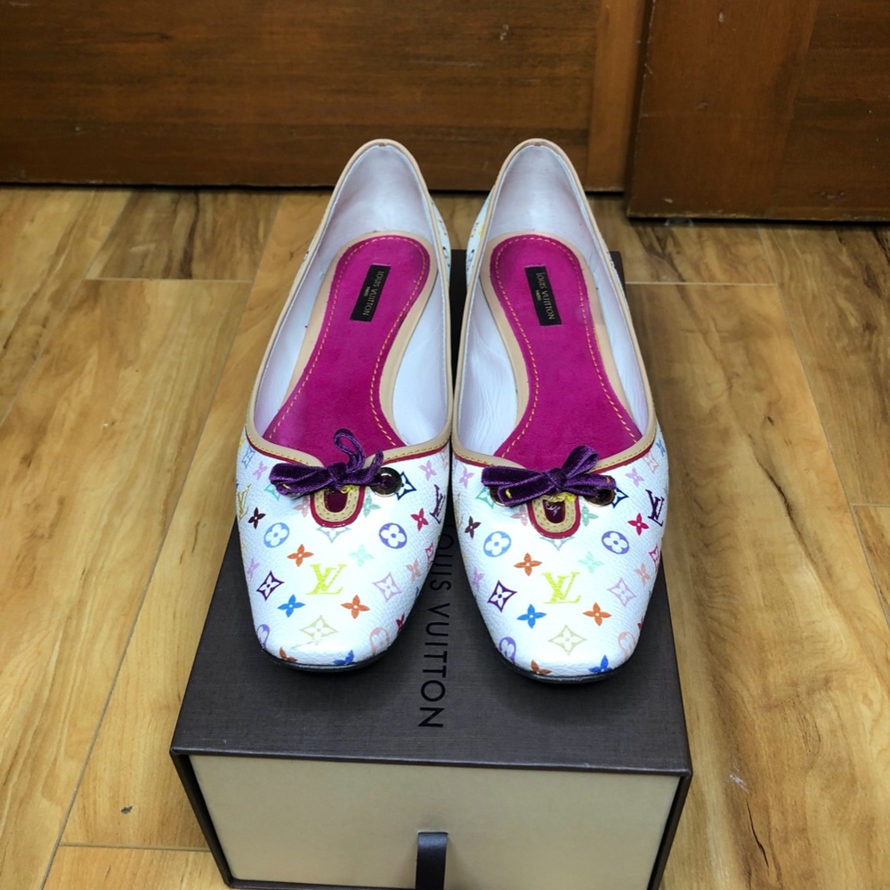 Vintage Louis Vuitton White Monogram Ballet Flats - Picture 3 of 8